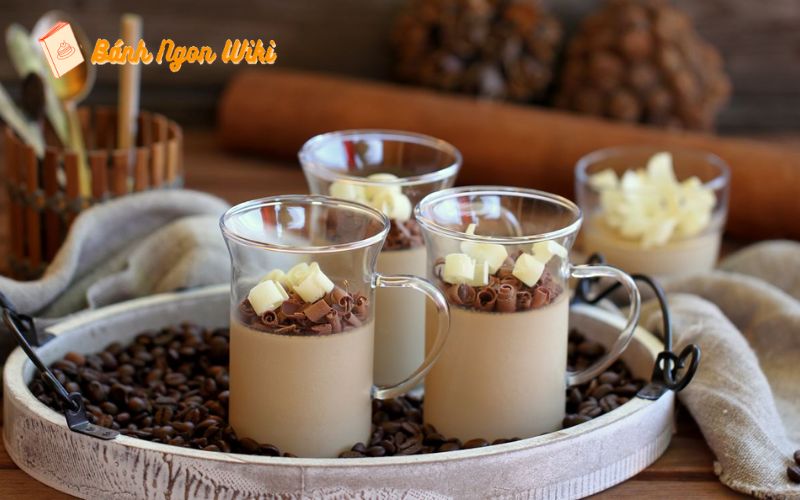 Panna cotta cafe vẫn có lượng chất béo cao, ăn nhiều dễ gây tăng cân