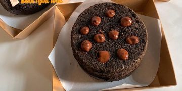 Cùng theo trend với bánh bông lan tổ ong sốt hoàng kim thơm ngon