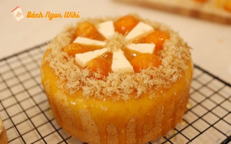 Mỗi miếng bánh bông lan trứng muối tại Bơ Nơ Bakery đều ngập tràn hương vị