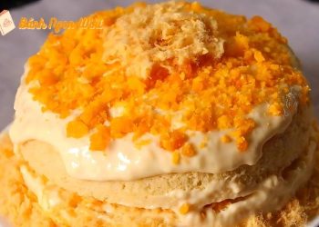 3 Cách làm bánh bông lan trứng muối đơn giản ai cũng làm được 10 Cách làm bánh bông lan trứng muối ngon chuẩn vị, siêu đơn giản tại nhà!