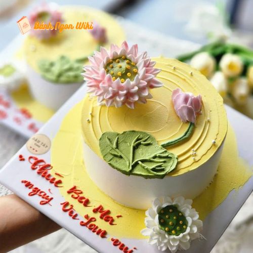 Mẫu bánh kem Vu Lan hoa sen thanh khiết, biểu tượng của lòng hiếu thảo