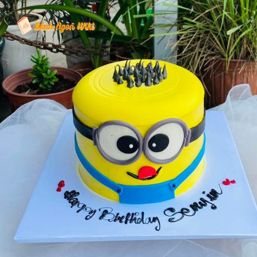 Bánh sinh nhật hình hoạt hình cho bé 5 tuổi hình Minion