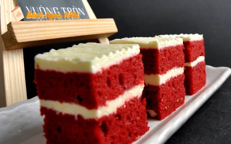 15+ Mẫu bánh sinh nhật cắt miếng tiện lợi cho mọi bữa tiệc 54 Red Velvet làm say đắm lòng người!