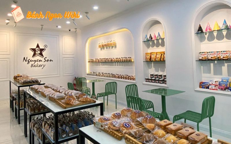 Nguyễn Sơn Bakery là cái tên không thể bỏ qua tại Cầu Giấy