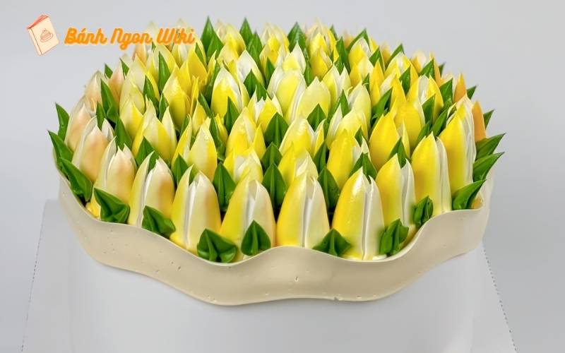 20+ Kiểu bánh sinh nhật hoa Tulip và bí quyết tạo dấu ấn thú vị 49 Bánh sinh nhật hoa tulip vàng – Rực rỡ, tươi sáng cho ngày đặc biệt!