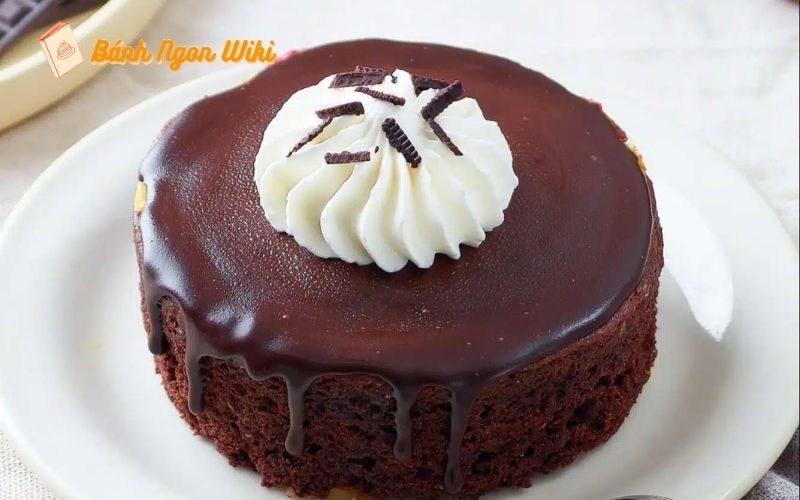 Tổng hợp những mẫu bánh sinh nhật Socola đẹp, hot nhất 2025 57 Nhỏ nhắn, xinh xắn nhưng hương vị vẫn đậm đà khó cưỡng!