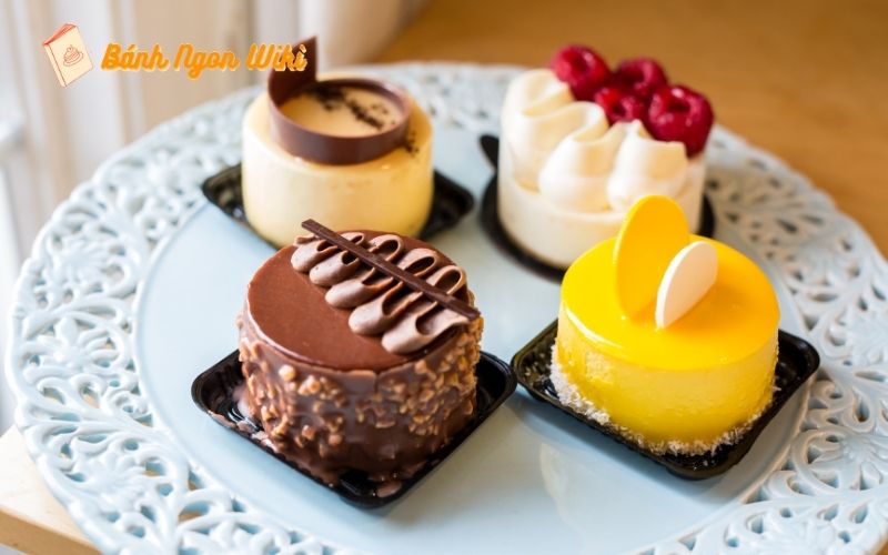 Tổng hợp những mẫu bánh sinh nhật Socola đẹp, hot nhất 2025 61 Khi sự tinh tế nằm trong từng chi tiết nhỏ!