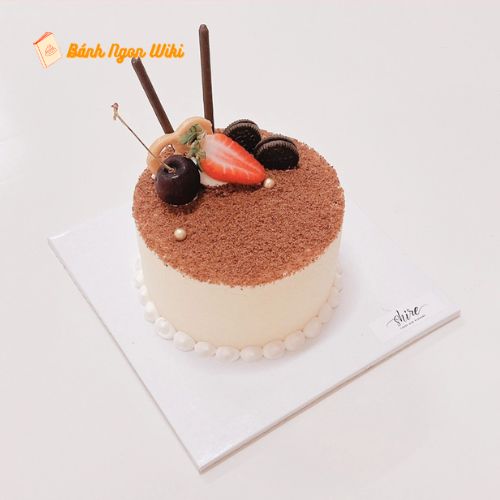 Bánh sinh nhật cốt tiramisu cho ngày đặc biệt