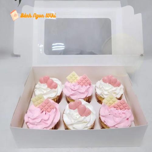 Mẫu set bánh sinh nhật mini với tông màu hồng trắng đơn giản và đẹp