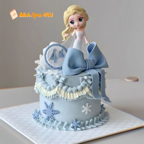 Bánh sinh nhật cho bé gái Elsa màu xanh trắng sống động